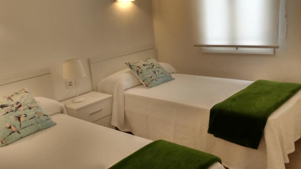 Grupoandria Villa Dora Cala'N Blanes  Chambre photo